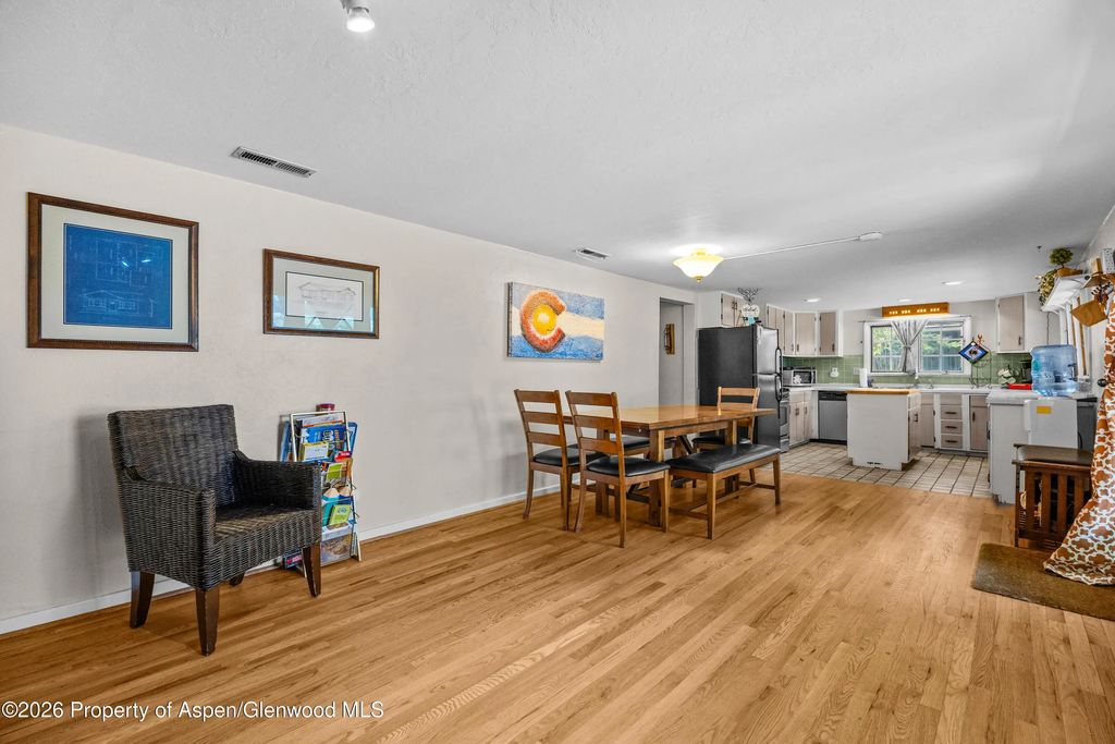 10 of 31 - 710 Cowdin Drive, Glenwood Springs, CO