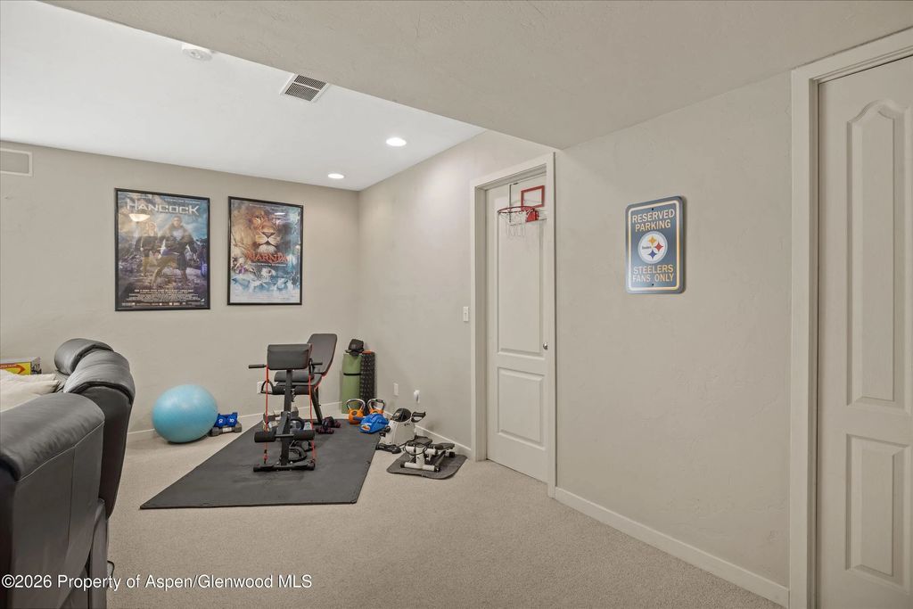 30 of 34 - 1026 Park West Drive, Glenwood Springs, CO