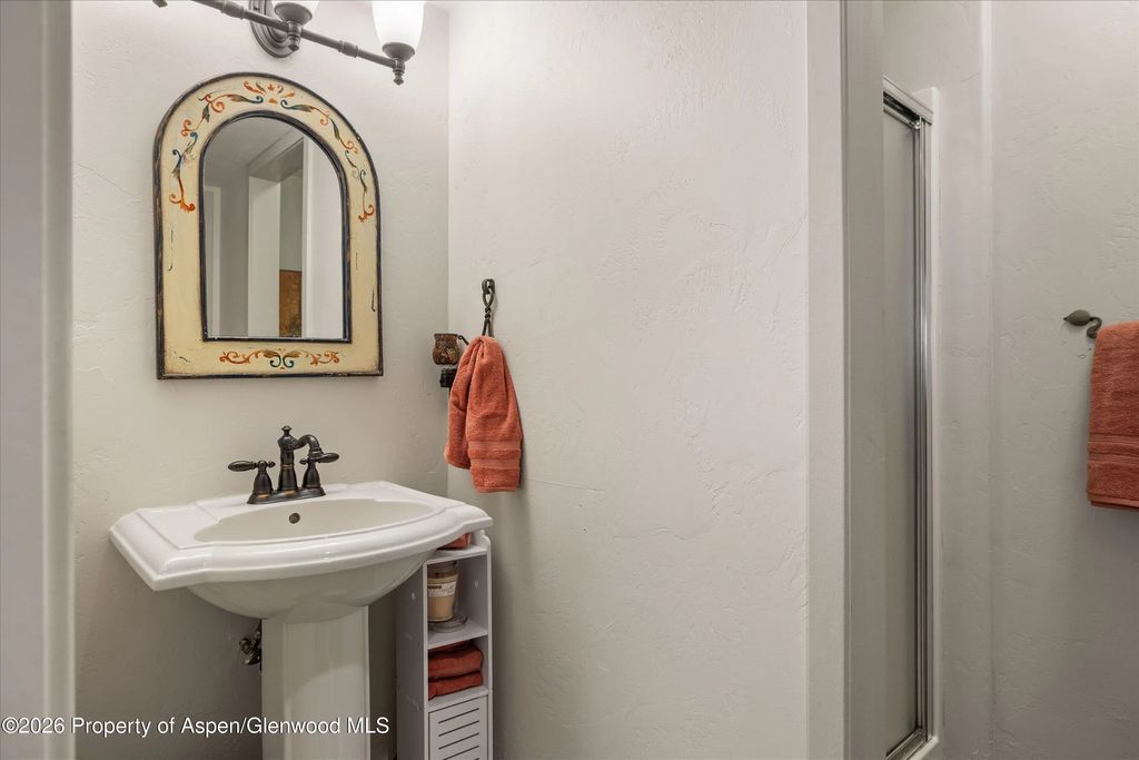 32 of 34 - 1026 Park West Drive, Glenwood Springs, CO