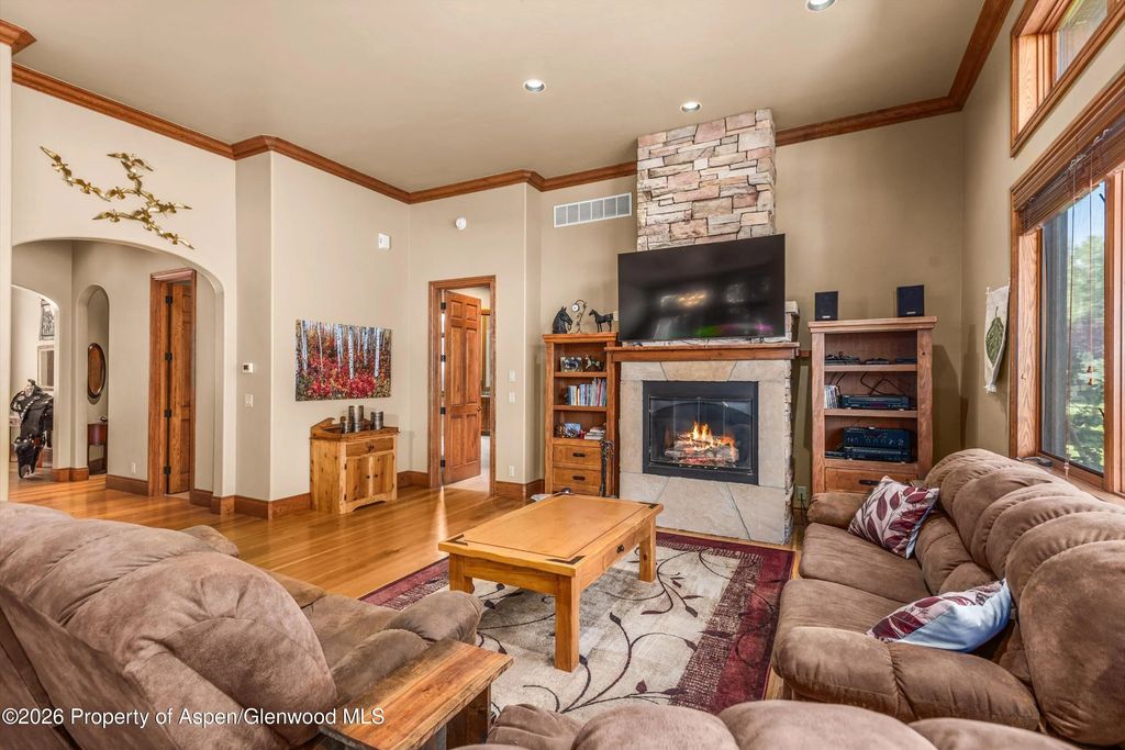 11 of 44 - 91 Corral Drive, Carbondale, CO