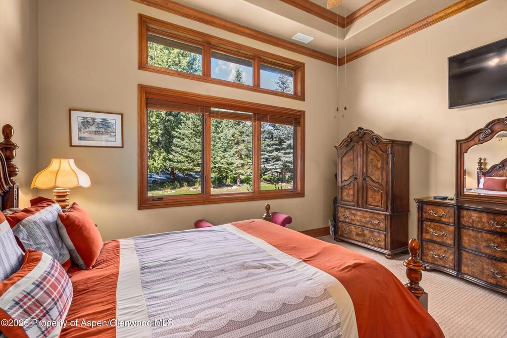 22 of 44 - 91 Corral Drive, Carbondale, CO