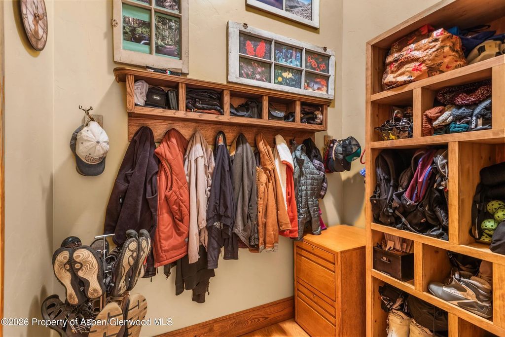 25 of 44 - 91 Corral Drive, Carbondale, CO