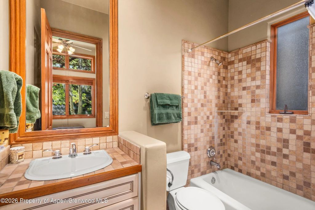 29 of 44 - 91 Corral Drive, Carbondale, CO