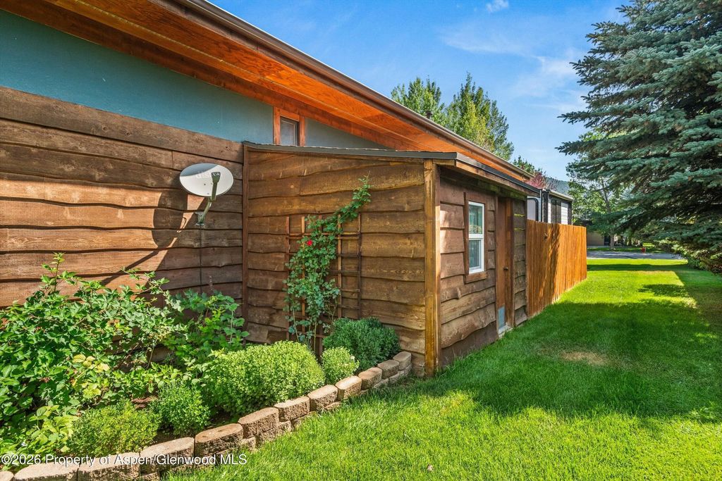 36 of 44 - 91 Corral Drive, Carbondale, CO