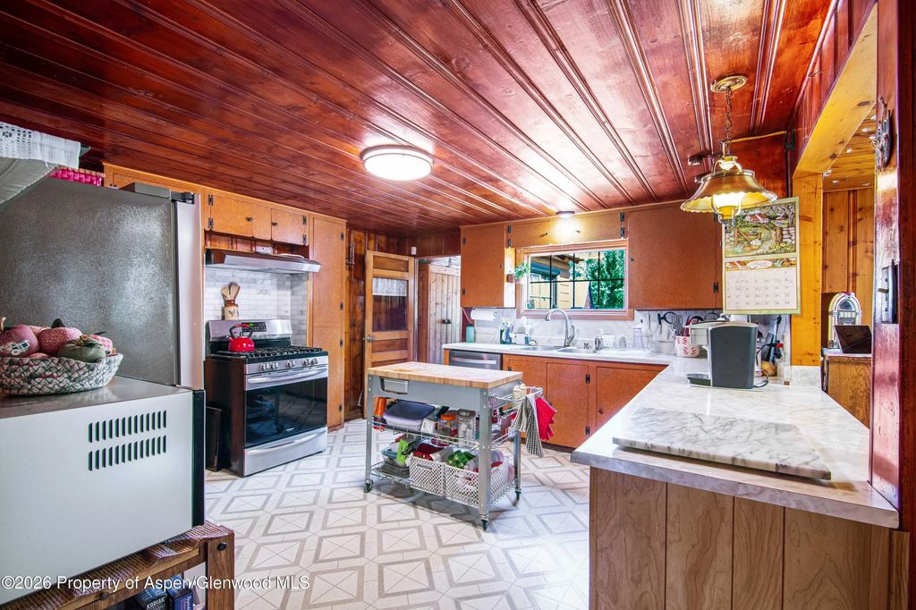 15 of 44 - 1205 Riverside Drive, Glenwood Springs, CO