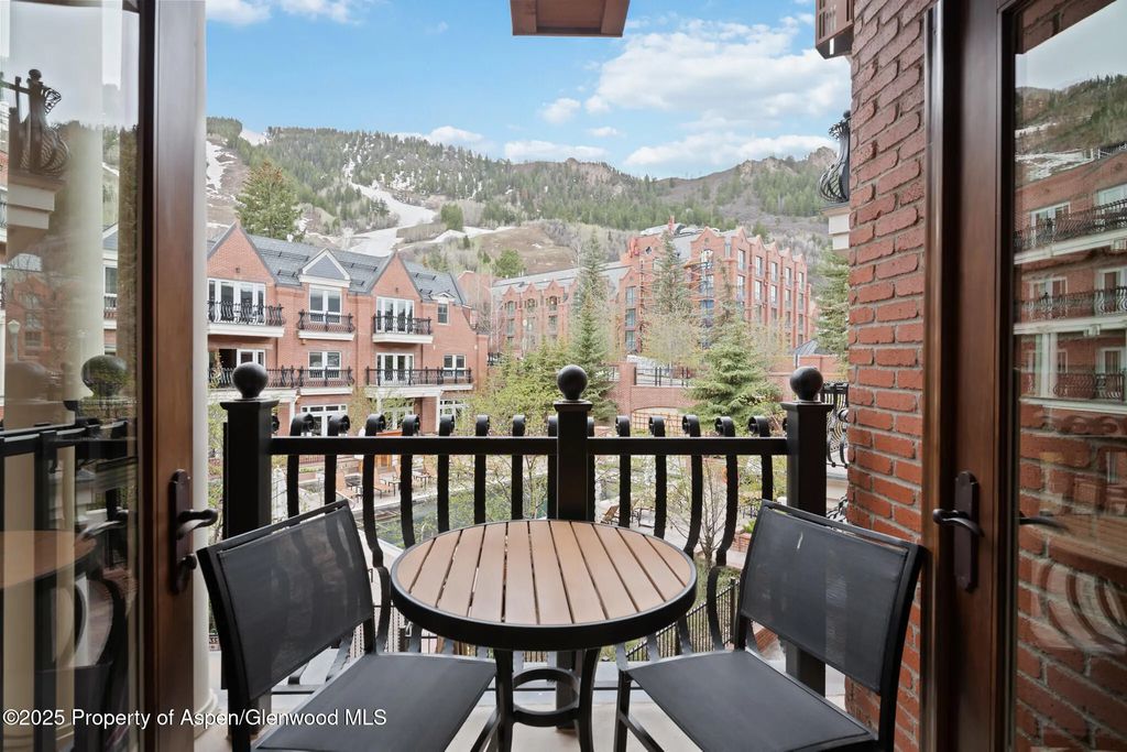 16 of 29 - 415 E Dean St., Unit 20, Week 27, Aspen, CO