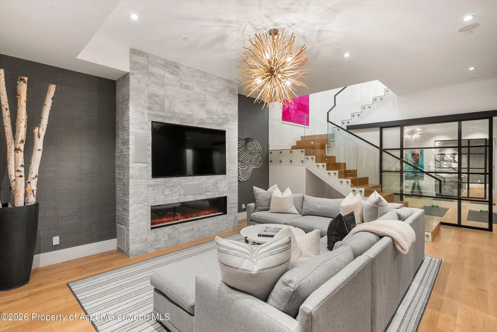 33 of 64 - 737 Cemetery Lane S, Aspen, CO
