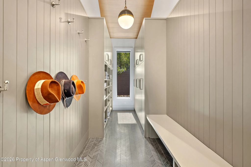 46 of 64 - 737 Cemetery Lane S, Aspen, CO