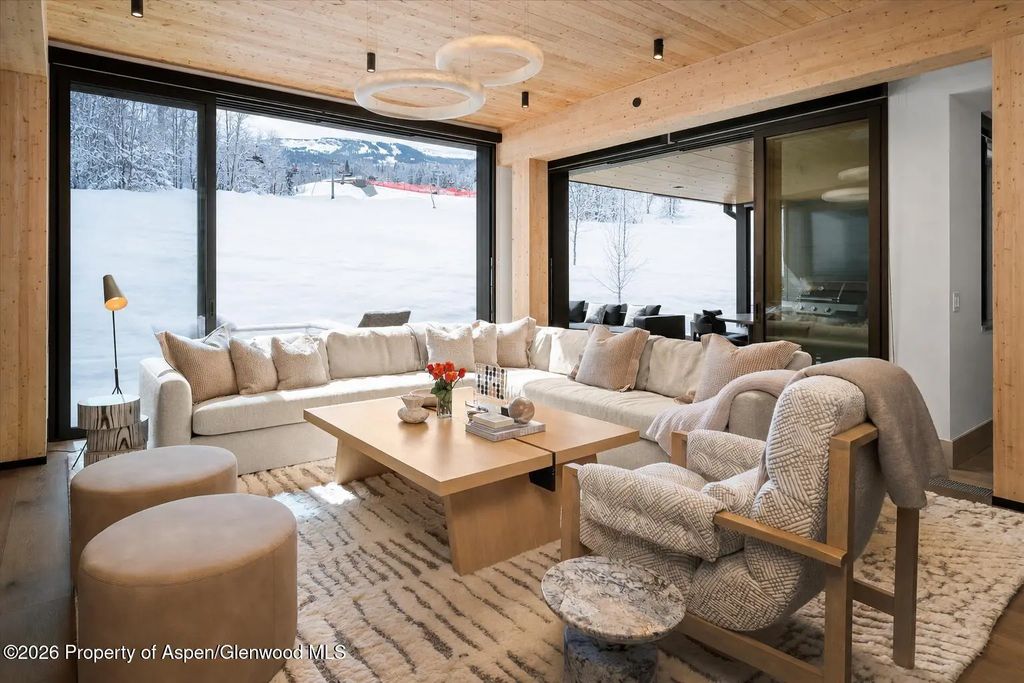 180 Wood Road 203, Snowmass Village