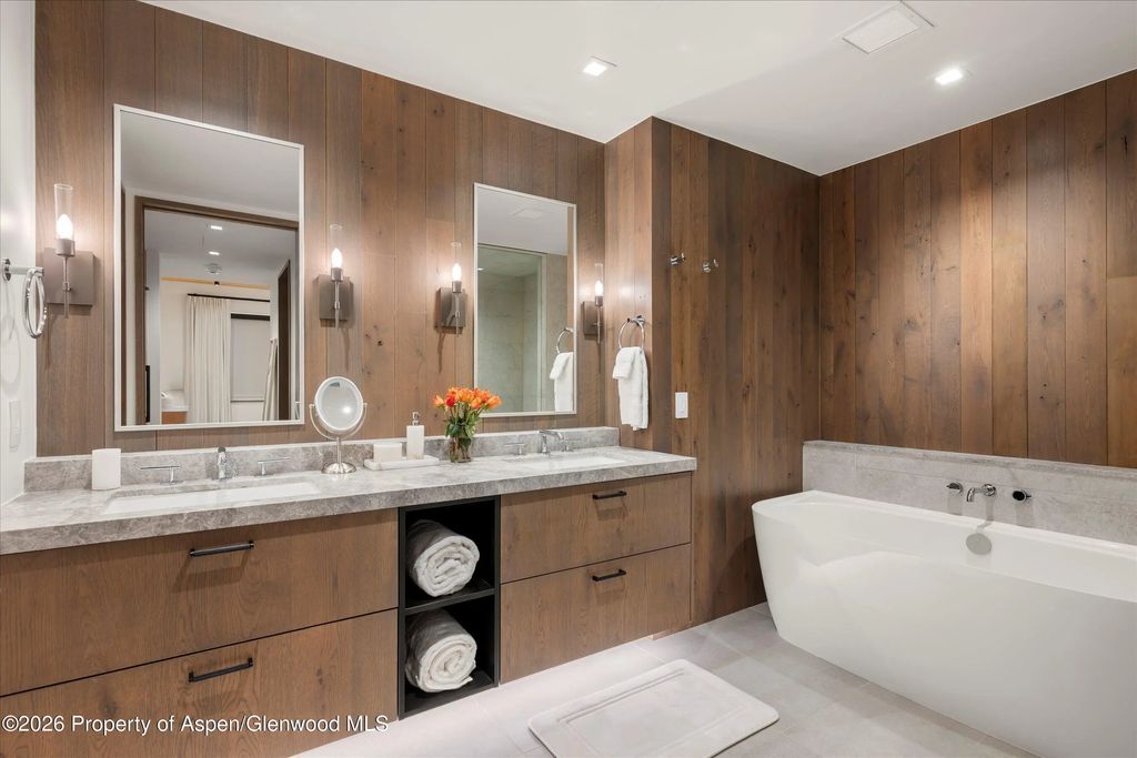 20 of 44 - 180 Wood Road 203, Snowmass Village, CO