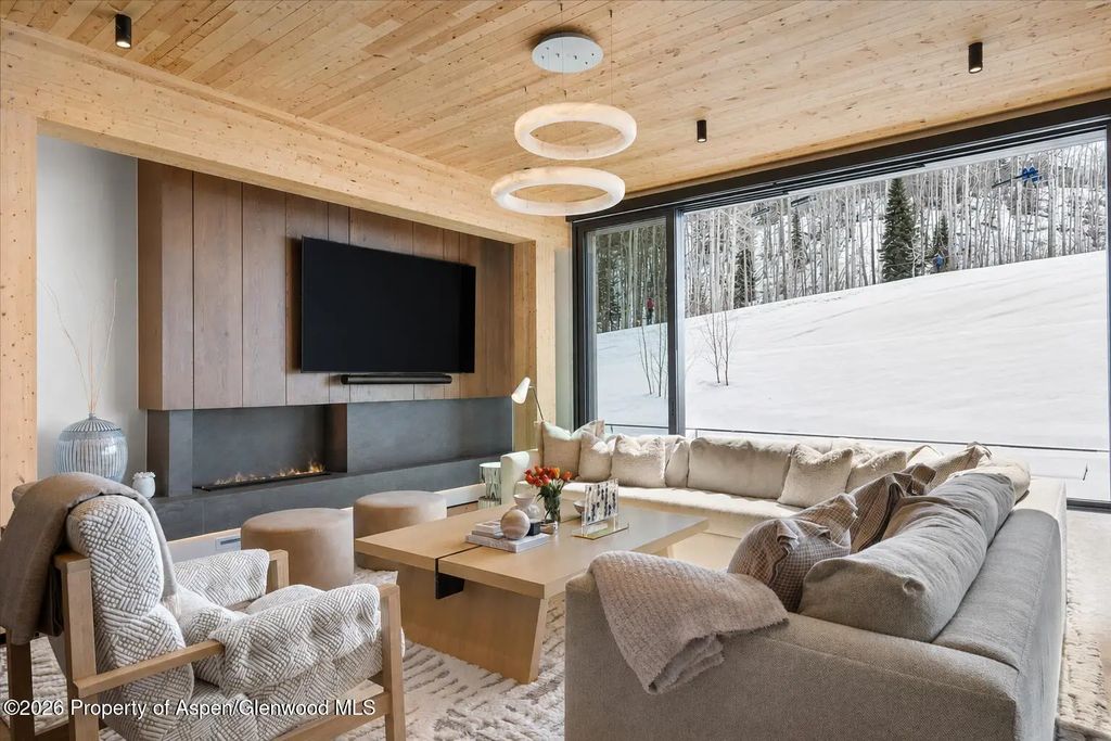 4 of 44 - 180 Wood Road 203, Snowmass Village, CO