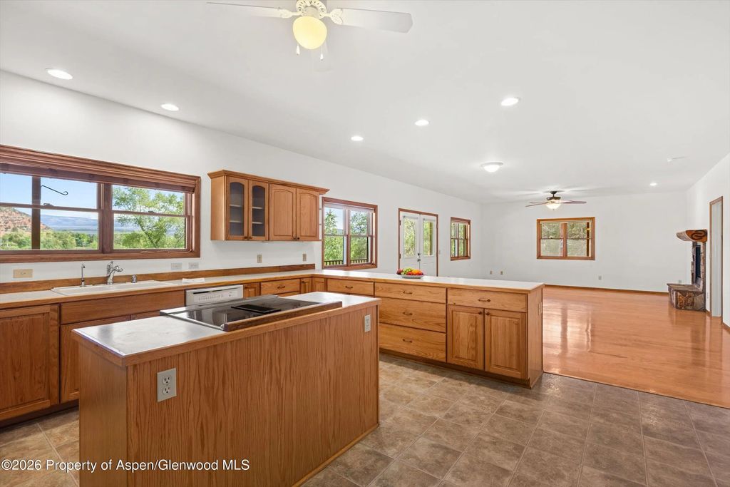 9 of 45 - 6135 County Road 109, Carbondale, CO