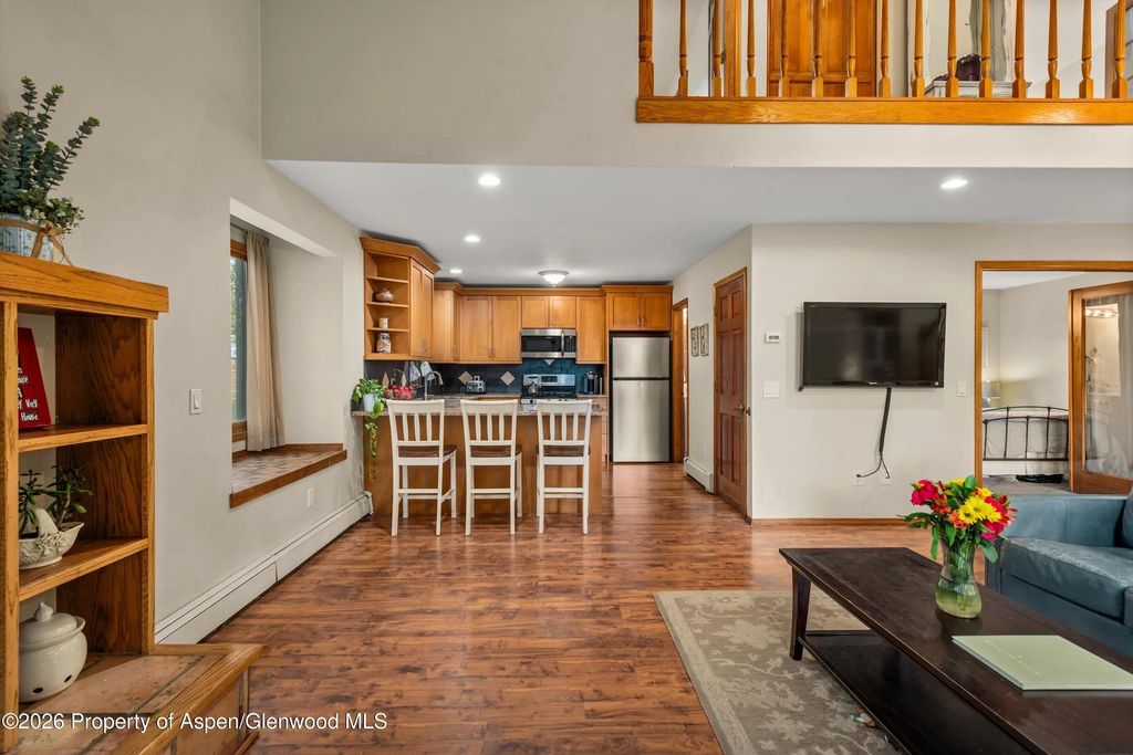 10 of 45 - 33 Mountain Court, Basalt, CO