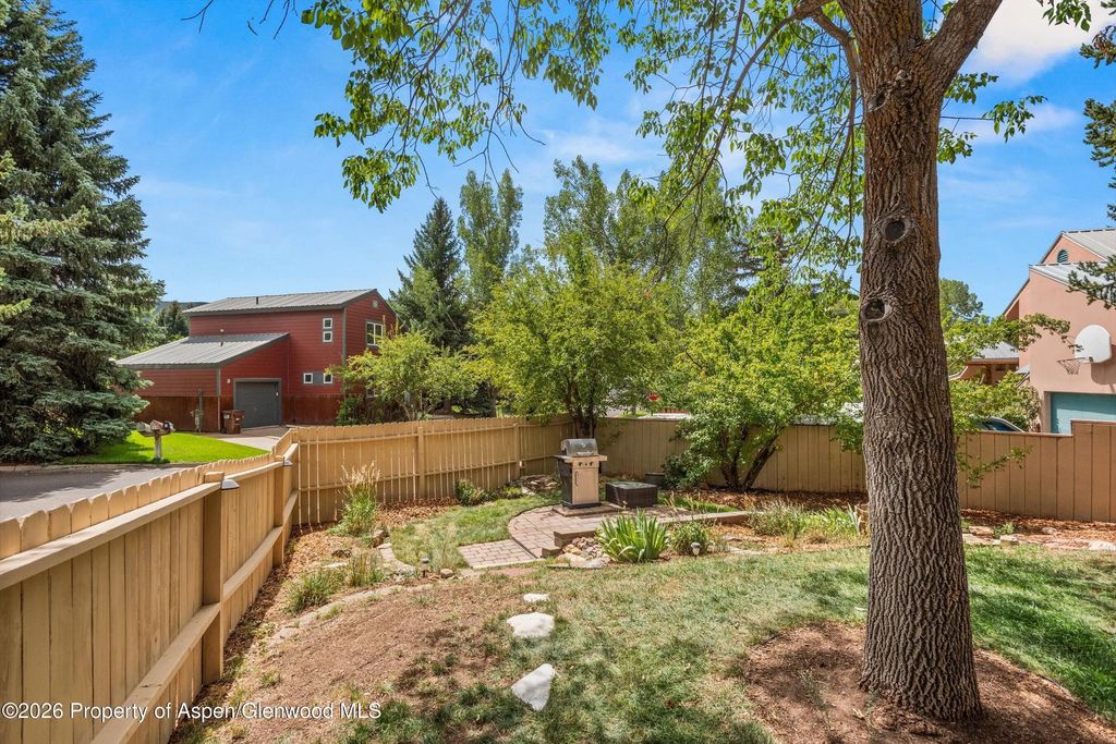 32 of 45 - 33 Mountain Court, Basalt, CO