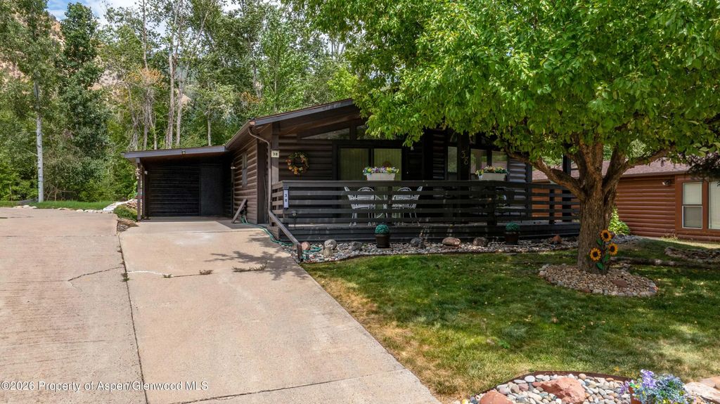 125 Center Drive 38, Glenwood Springs