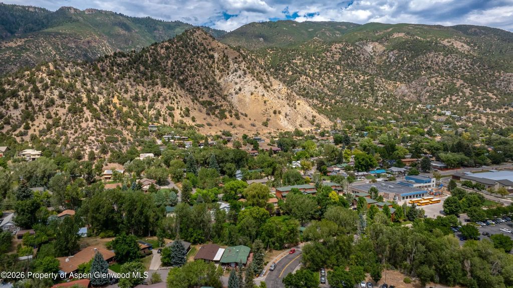 14 of 15 - 125 Center Drive 38, Glenwood Springs, CO