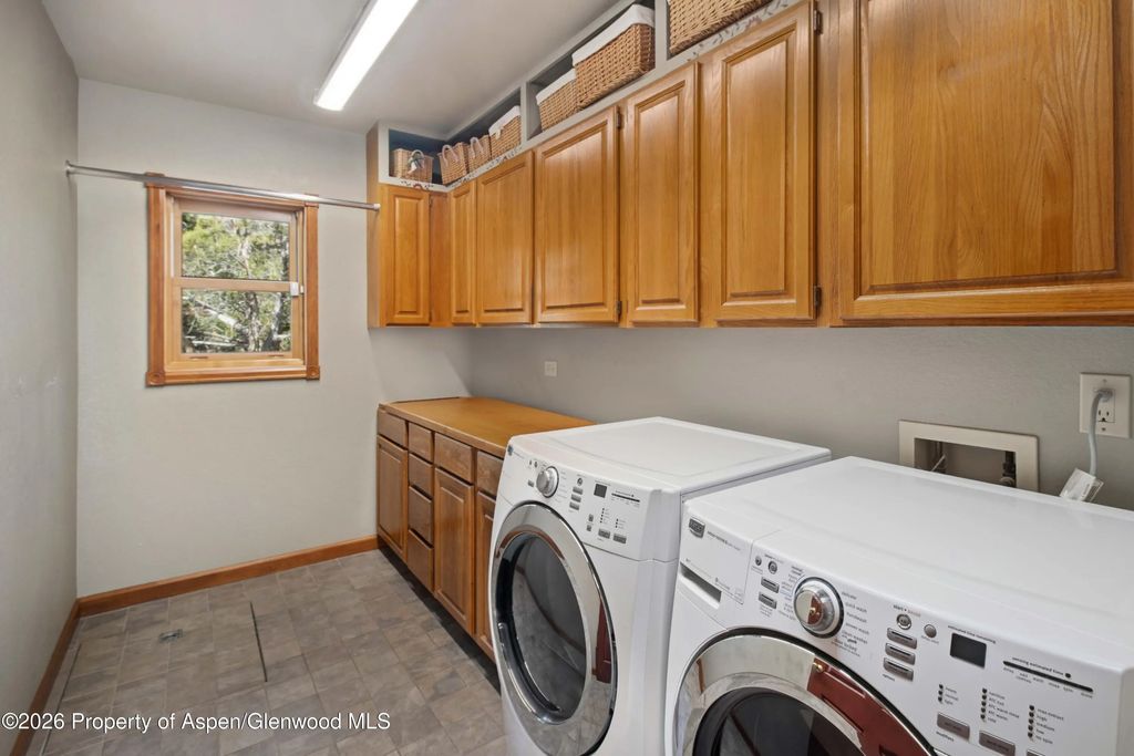 19 of 41 - 1082 County Road 129, Glenwood Springs, CO