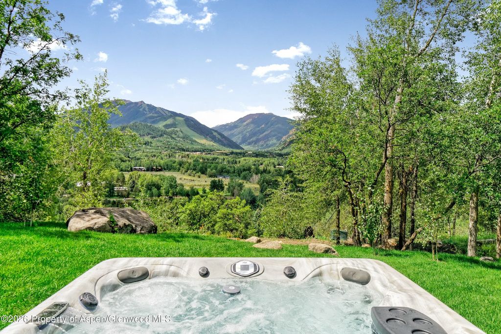 182 Bennett Place, Aspen