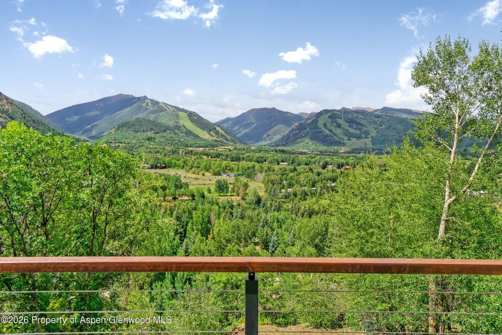 11 of 37 - 182 Bennett Place, Aspen, CO