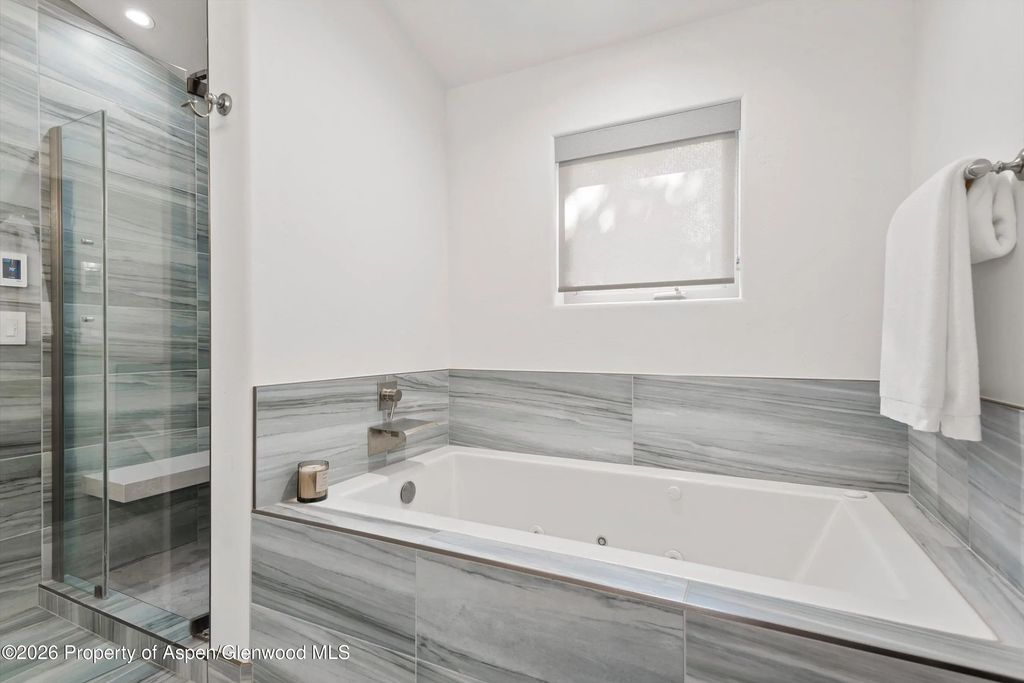 26 of 47 - 405 Meadow Court, Basalt, CO
