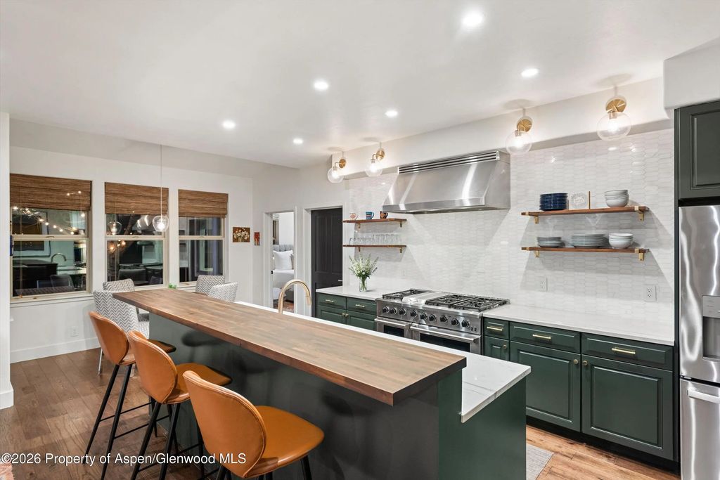 8 of 47 - 405 Meadow Court, Basalt, CO