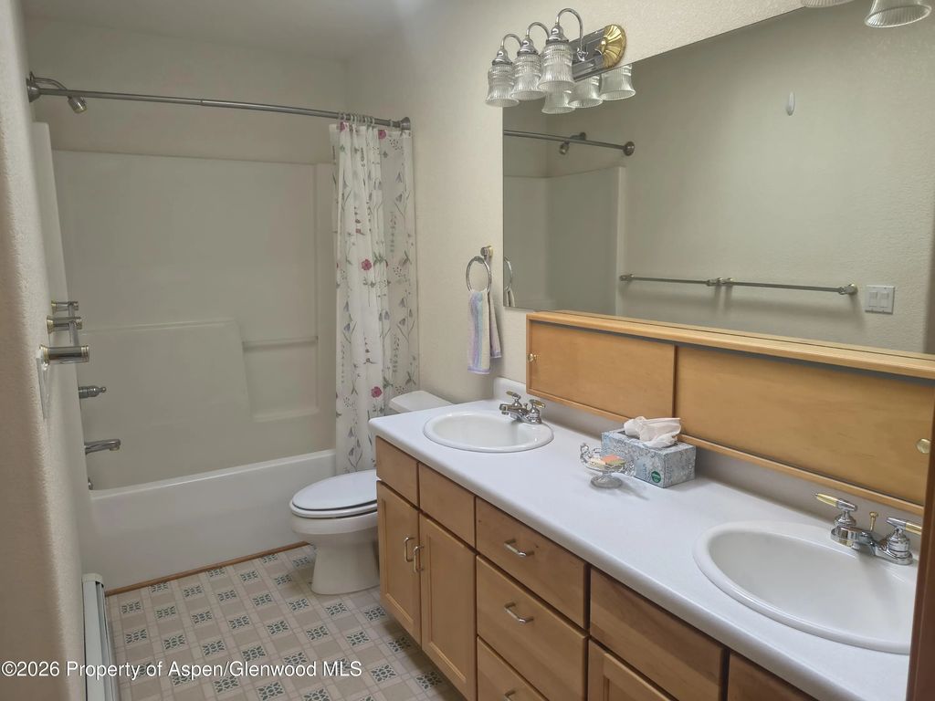 7 of 9 - 1036 Park West Drive, Glenwood Springs, CO