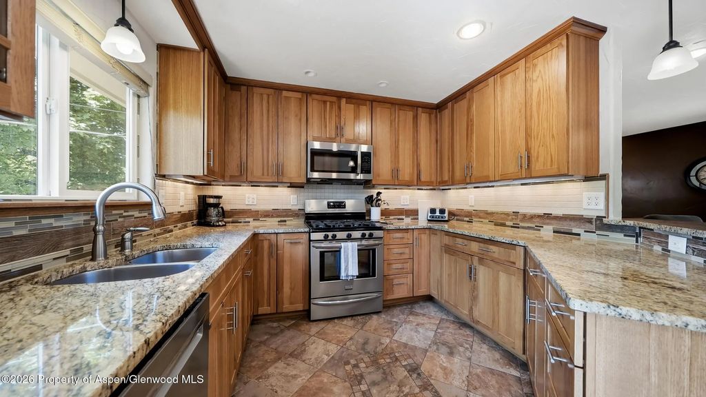 15 of 39 - 80 Maroon Pl, Carbondale, CO