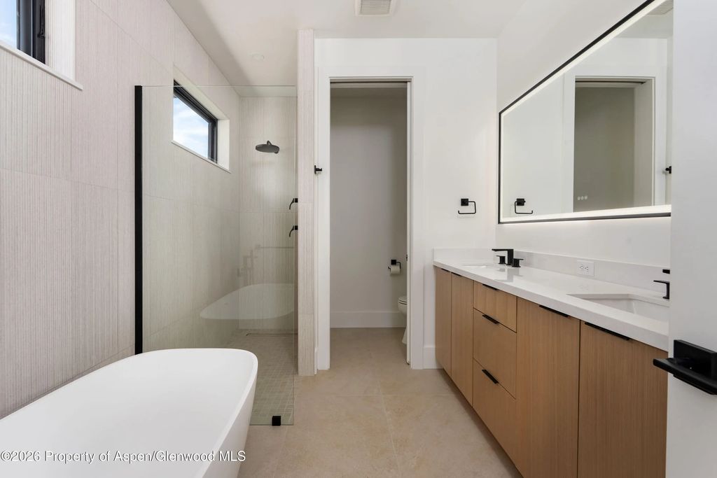 12 of 27 - 428 Amesbury Drive, Basalt, CO