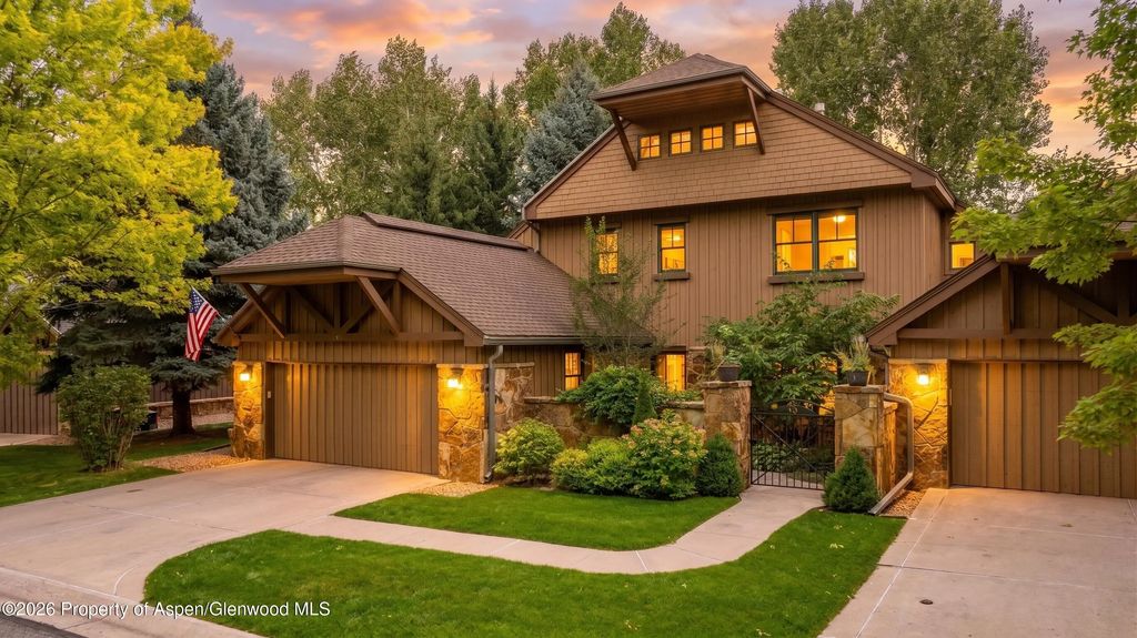 95 Golden Bear Drive, Carbondale