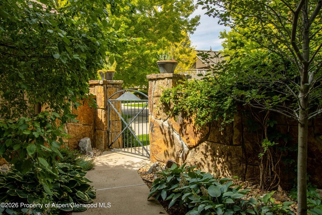 15 of 46 - 95 Golden Bear Drive, Carbondale, CO