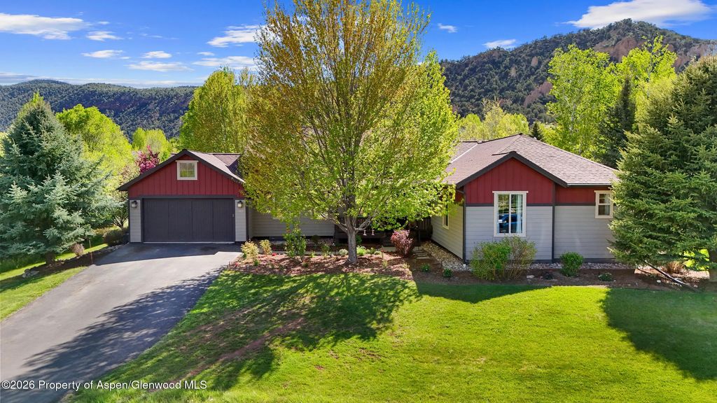 302 Silver Mountain Drive, Glenwood Springs