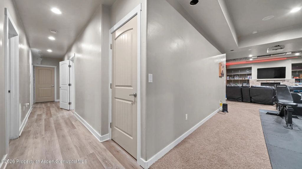 30 of 36 - 302 Silver Mountain Drive, Glenwood Springs, CO