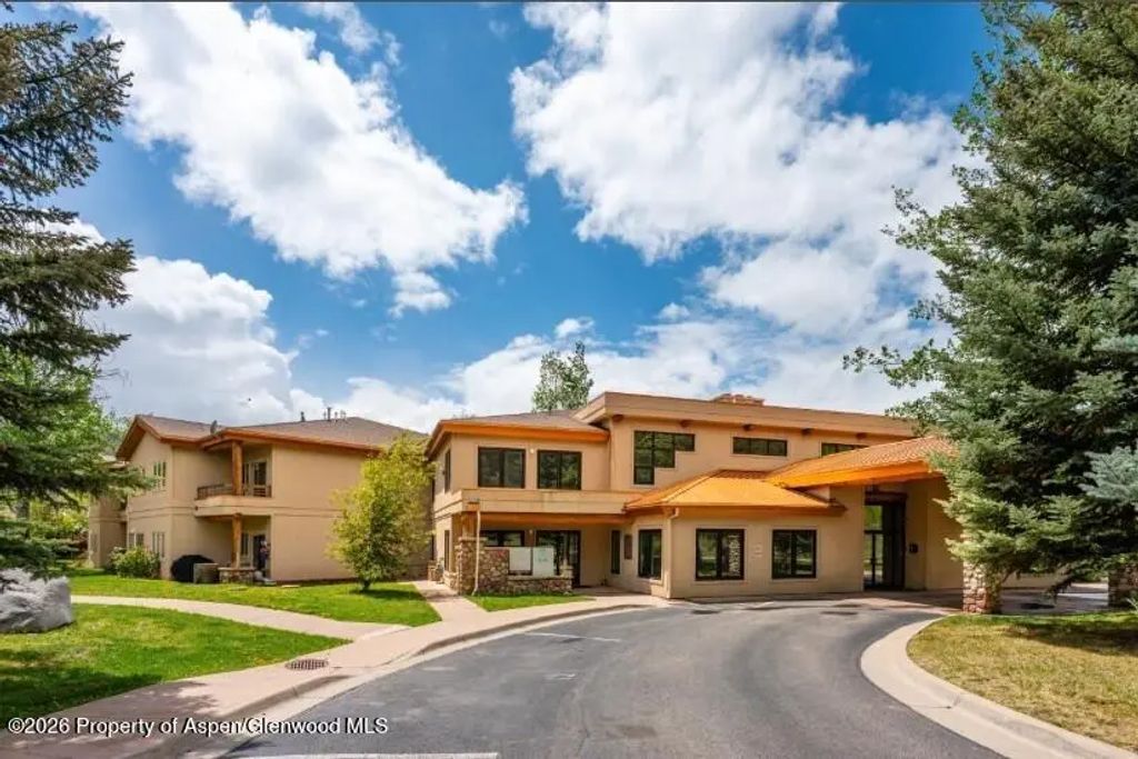8 of 9 - 1400 E Valley Road 110, Basalt, CO