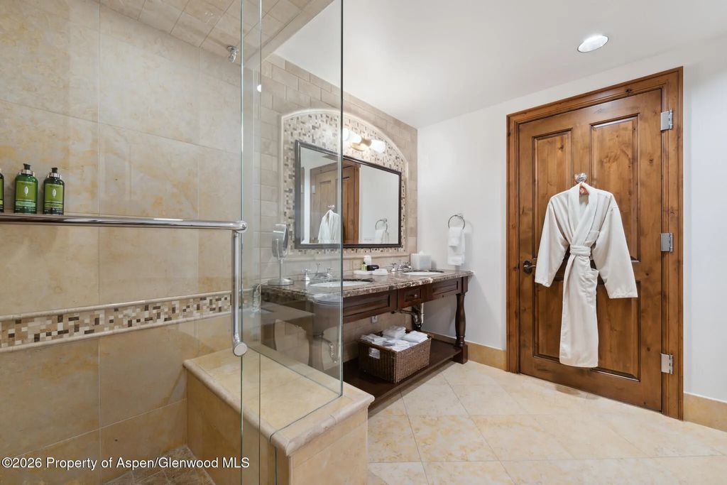 15 of 29 - 415 E Dean St, Unit 12, Week 28, Aspen, CO