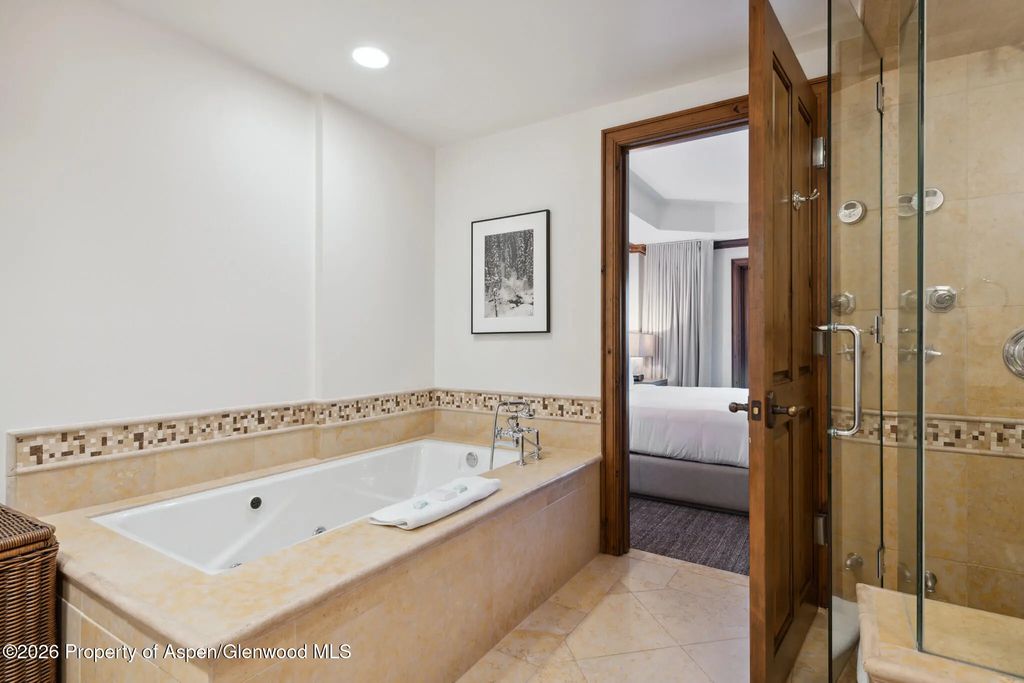16 of 29 - 415 E Dean St, Unit 12, Week 28, Aspen, CO