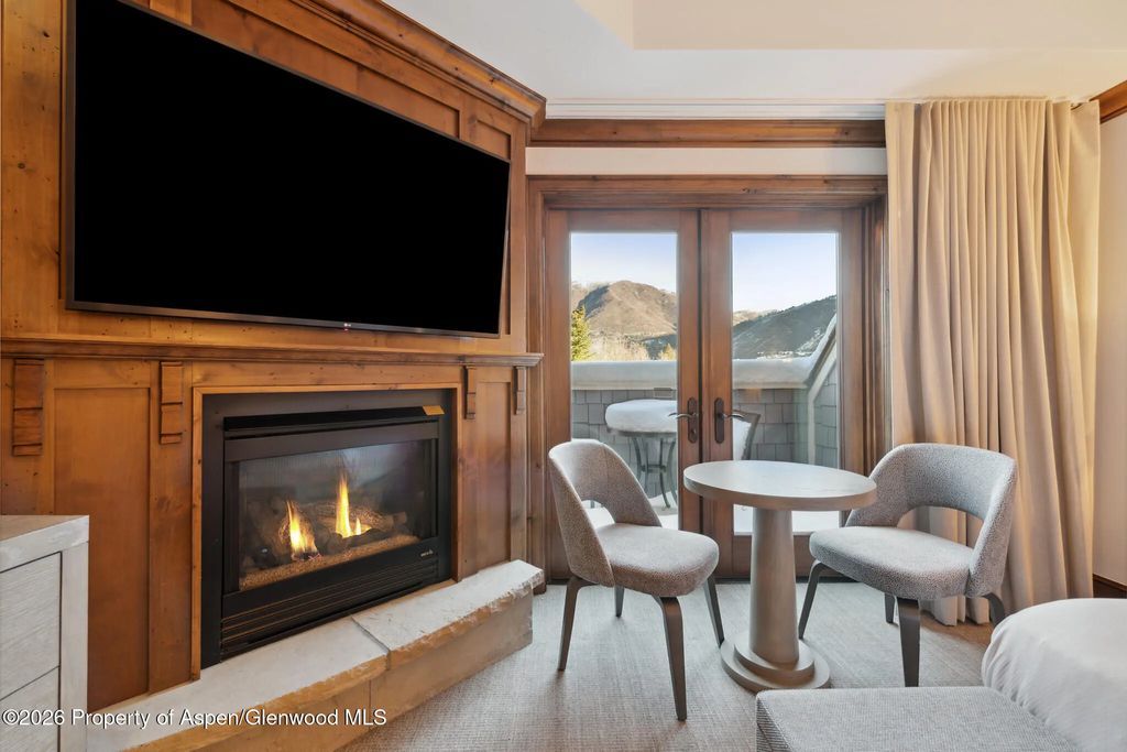 20 of 29 - 415 E Dean St, Unit 12, Week 28, Aspen, CO