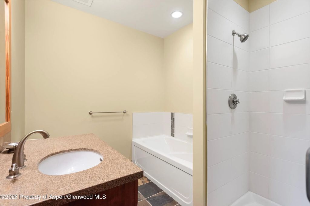 13 of 22 - 60 Carriage Way 3321, Snowmass Village, CO