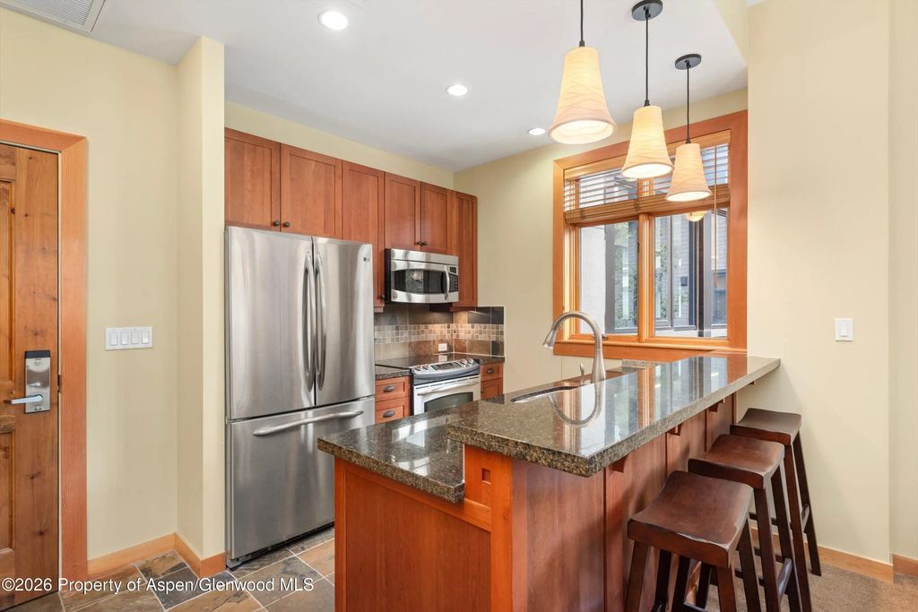 9 of 22 - 60 Carriage Way 3321, Snowmass Village, CO