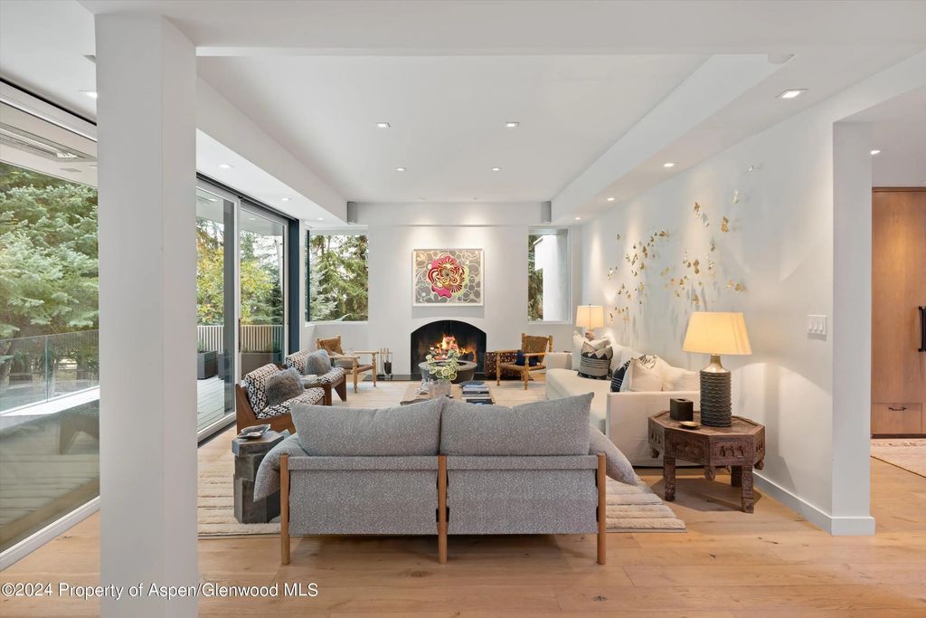 6 of 44 - 721 Meadowood Drive, Aspen, CO