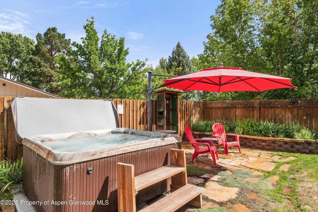 8 of 44 - 1401 Greystone Drive, Carbondale, CO