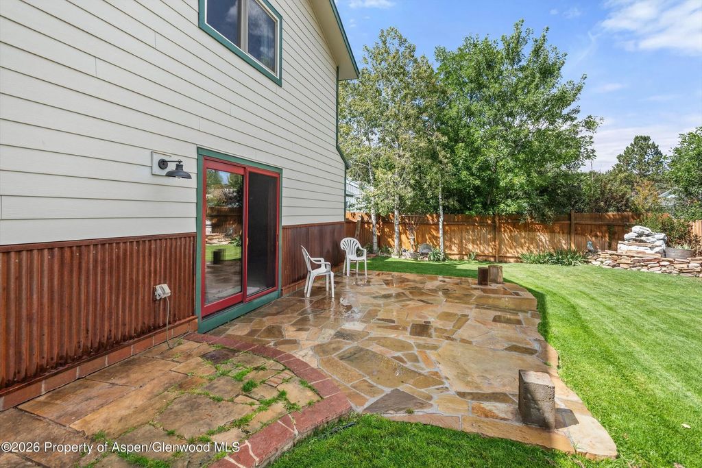 9 of 44 - 1401 Greystone Drive, Carbondale, CO