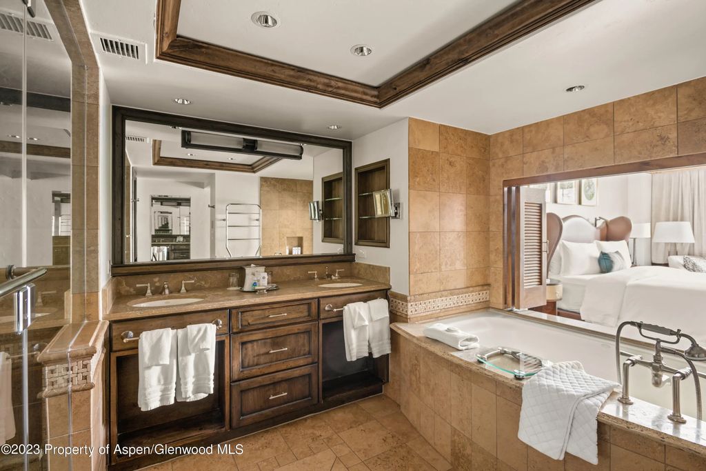 9 of 15 - 315 E Dean Street B43, Aspen, CO