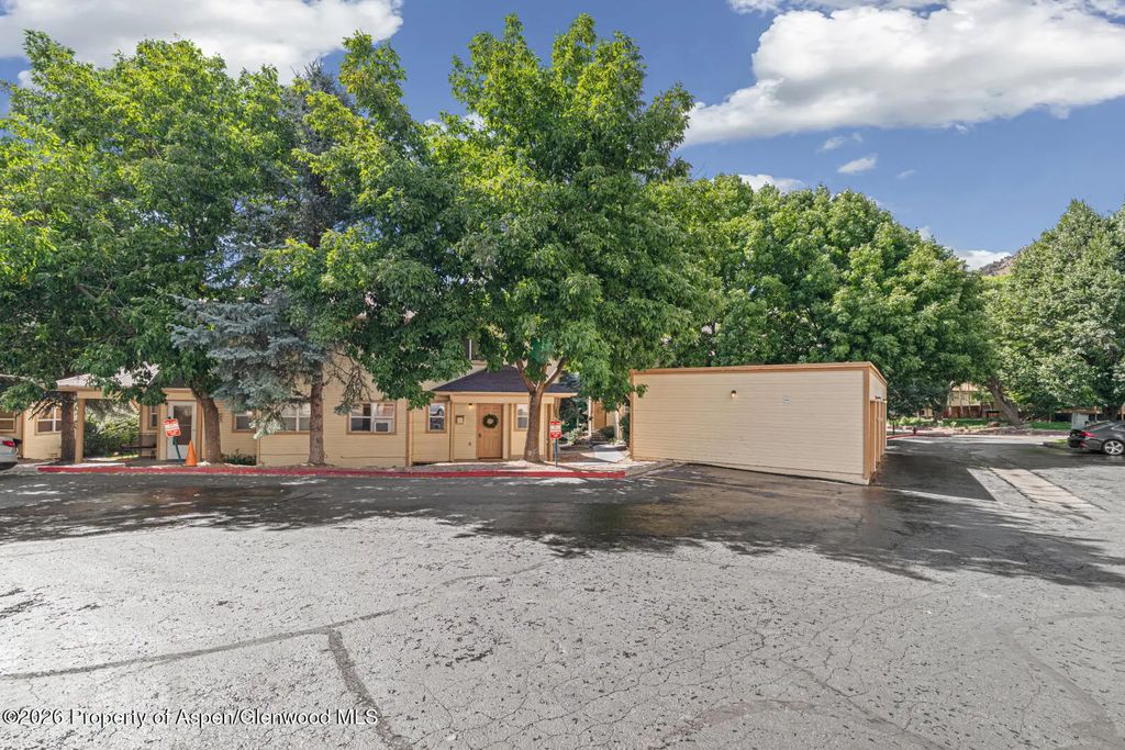 20 of 23 - 832 Donegan Road Unit B, Glenwood Springs, CO