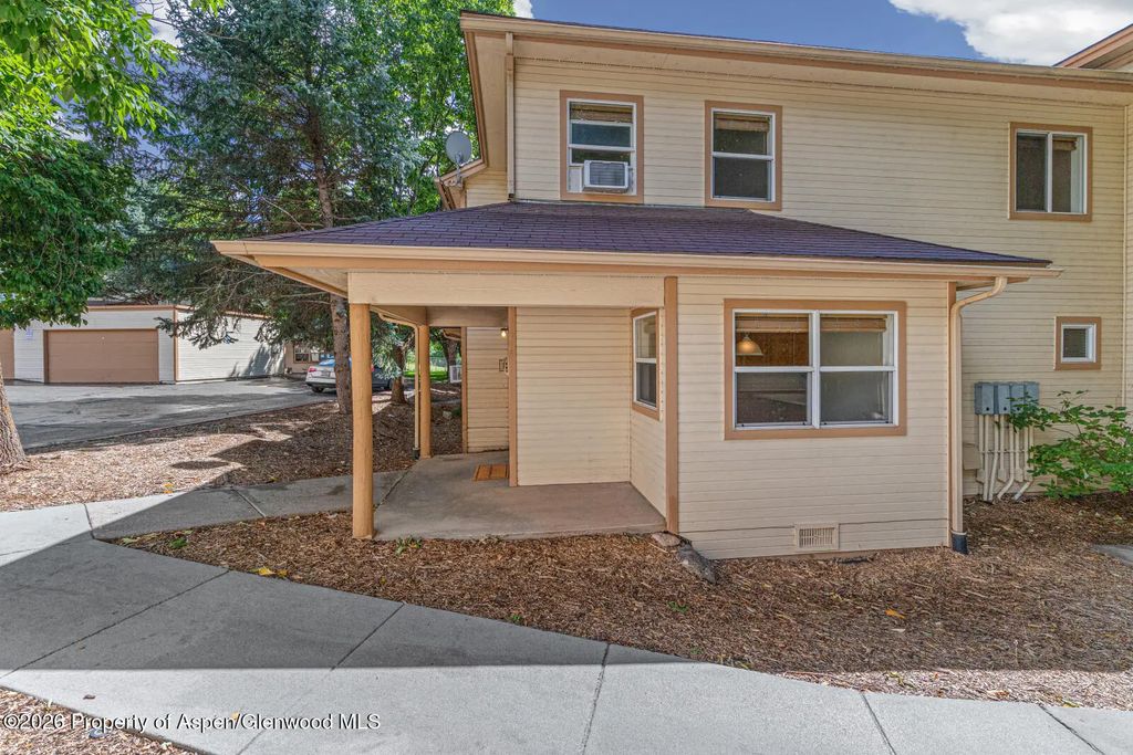 22 of 23 - 832 Donegan Road Unit B, Glenwood Springs, CO