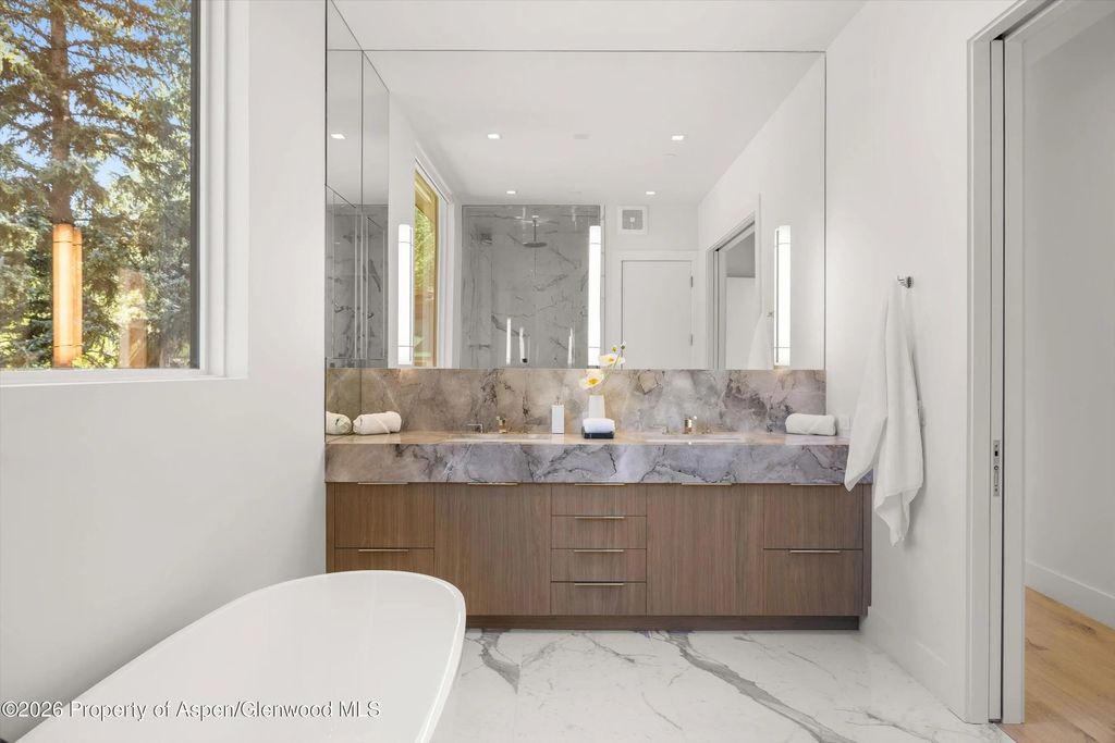 18 of 41 - 219 W Bleeker Street, Aspen, CO