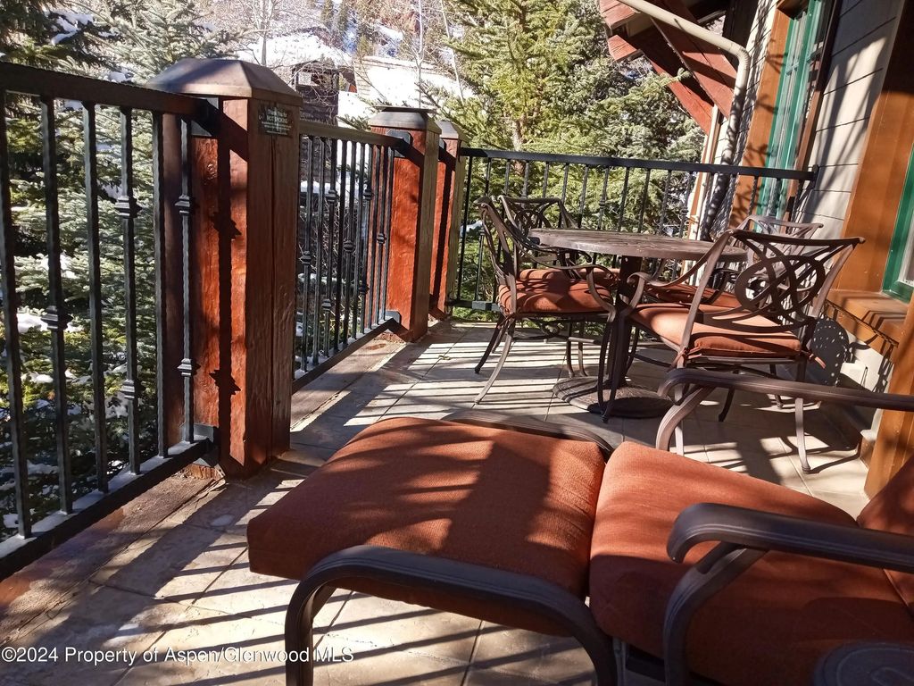 14 of 19 - 0075 Prospector Road Unit 8106 Winter Interest 6, Aspen, CO