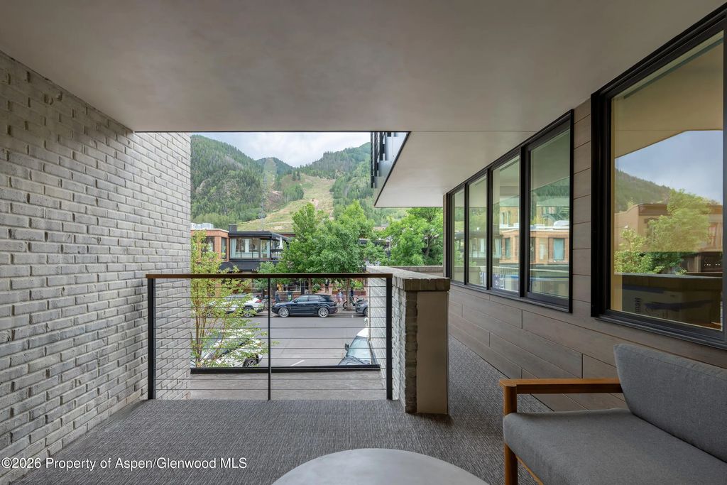 520 E Cooper Avenue C7, Aspen