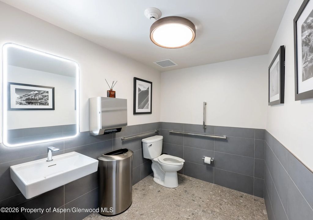 11 of 13 - 520 E Cooper Avenue C7, Aspen, CO