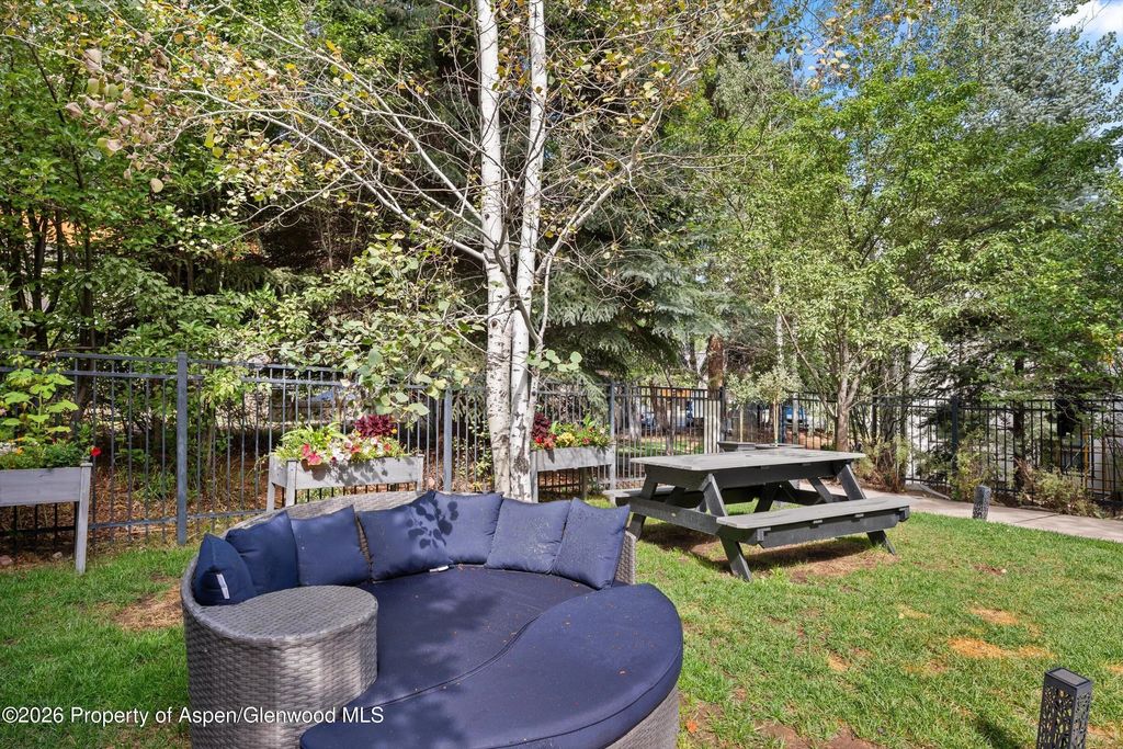 21 of 31 - 414 Pacific Avenue G, Aspen, CO