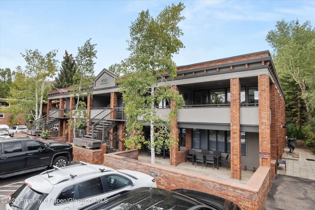 14 of 15 - 450 S Original Street 4, Aspen, CO